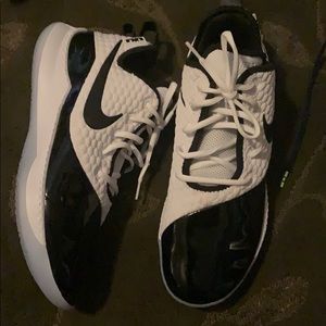 Black and white nike basketball sneakers